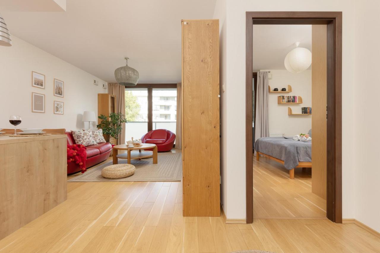 Apartment Osiedle Intenso Wola By Renters Warschau